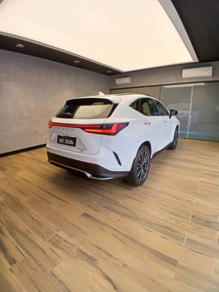 LEXUS NX 350h 2.5 16V VVT-I HYBRID F-SPORT CVT AWD LEXUS NX 350h 2.5 16V VVT-I HYBRID F-SPORT CVT AWD